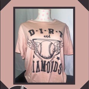 “DIRT and DIAMONDS” shirt 👚 🥎🫶🏻✨
